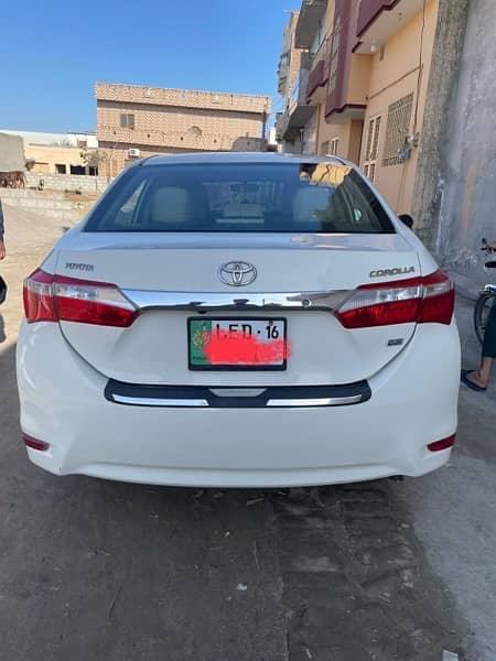 Toyota Corolla GLI 2016 porani chabi 1