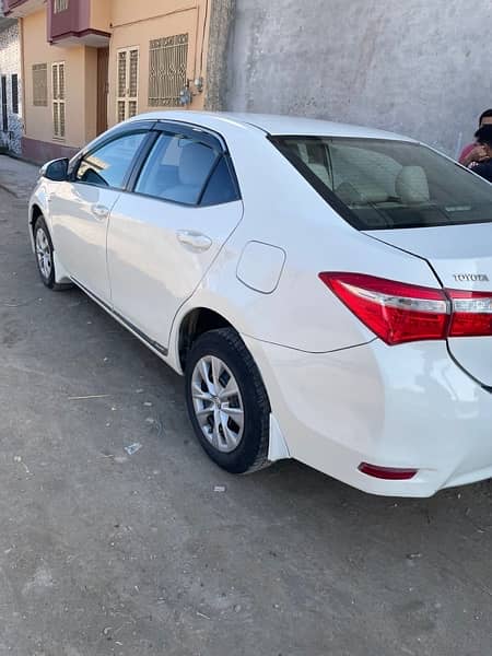 Toyota Corolla GLI 2016 porani chabi 2