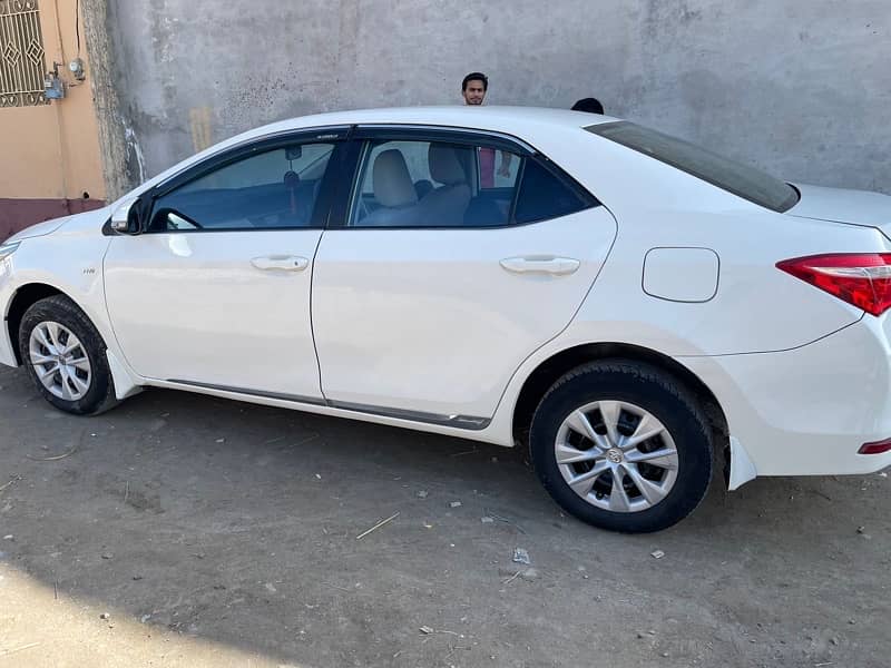 Toyota Corolla GLI 2016 porani chabi 4