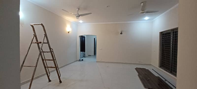 One Kanal 3 Beds Full Renovated Upper Portion For Rent In Phase 4, DHA. 0