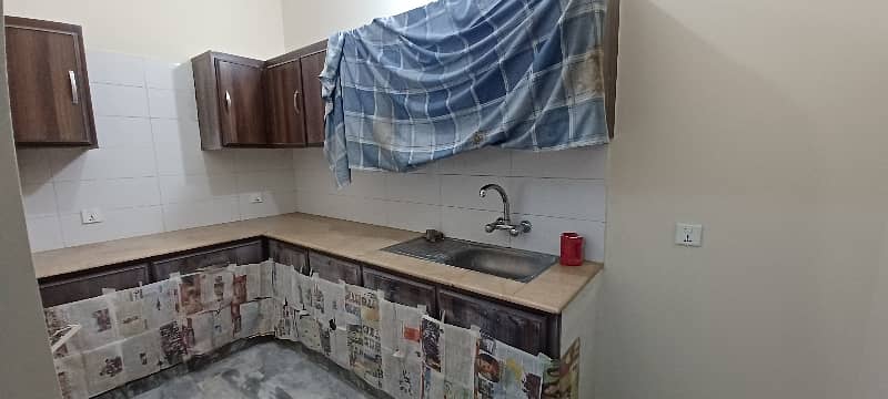 One Kanal 3 Beds Full Renovated Upper Portion For Rent In Phase 4, DHA. 8