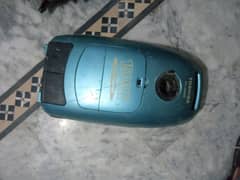 vacuum cleaner good condition for call 03115465043