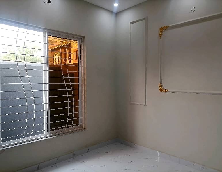 5 Marla Spacious House Is Available In Nasheman-e-Iqbal Phase 2 For sale 7