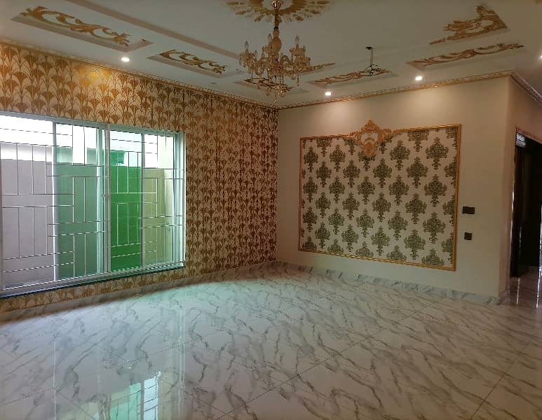 House Is Available For sale In Nasheman-e-Iqbal Phase 2 5