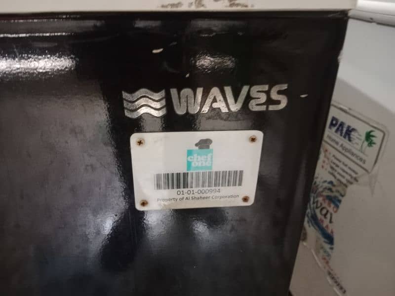 Waves freezer some days used. 1