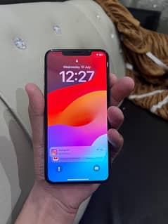 IPhone xs max factory unlock