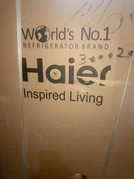 Haier 398 New fridge toch lock color black full large 11