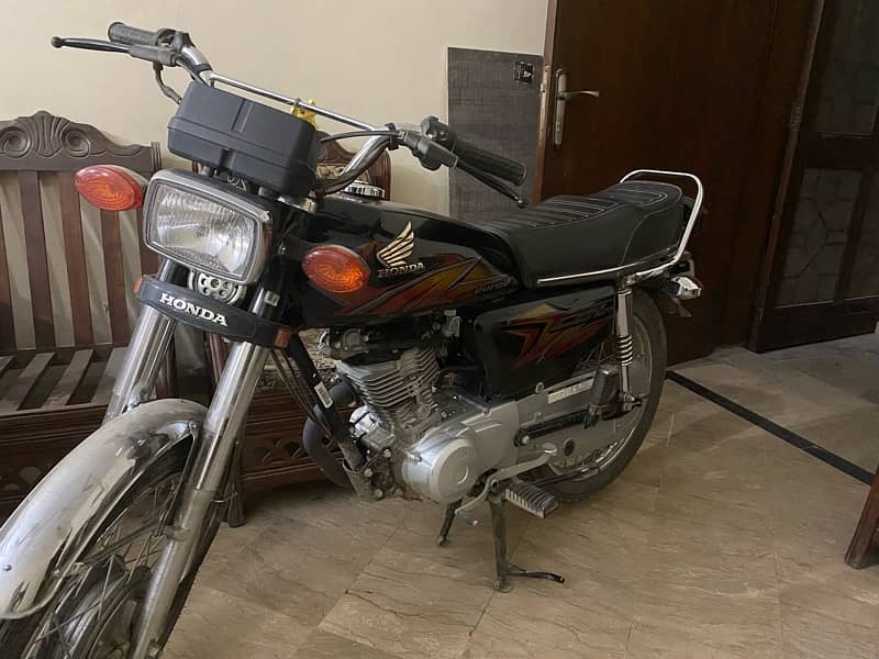 Honda CG 125 Black 0