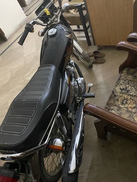 Honda CG 125 Black 2