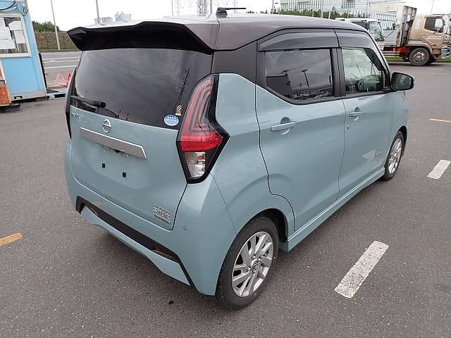 Nissan Dayz Highway Star X S-Hybrid 2021 4