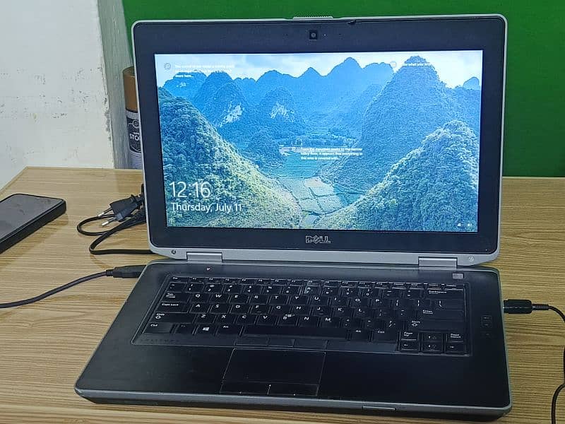 Dell Latitude E6430 0