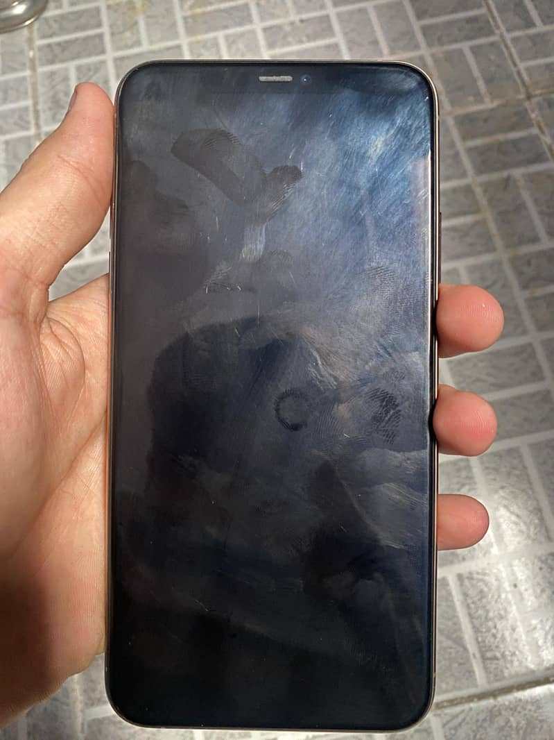 IPHONE 11 PRO MAX Factory unlocked 1