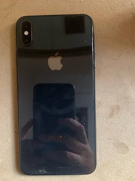 Urgent iphone xs max 256 gb Non pta 4