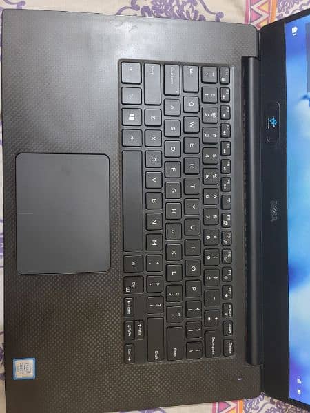 Dell precision 5510 i7 hq , dedicated gpu 2