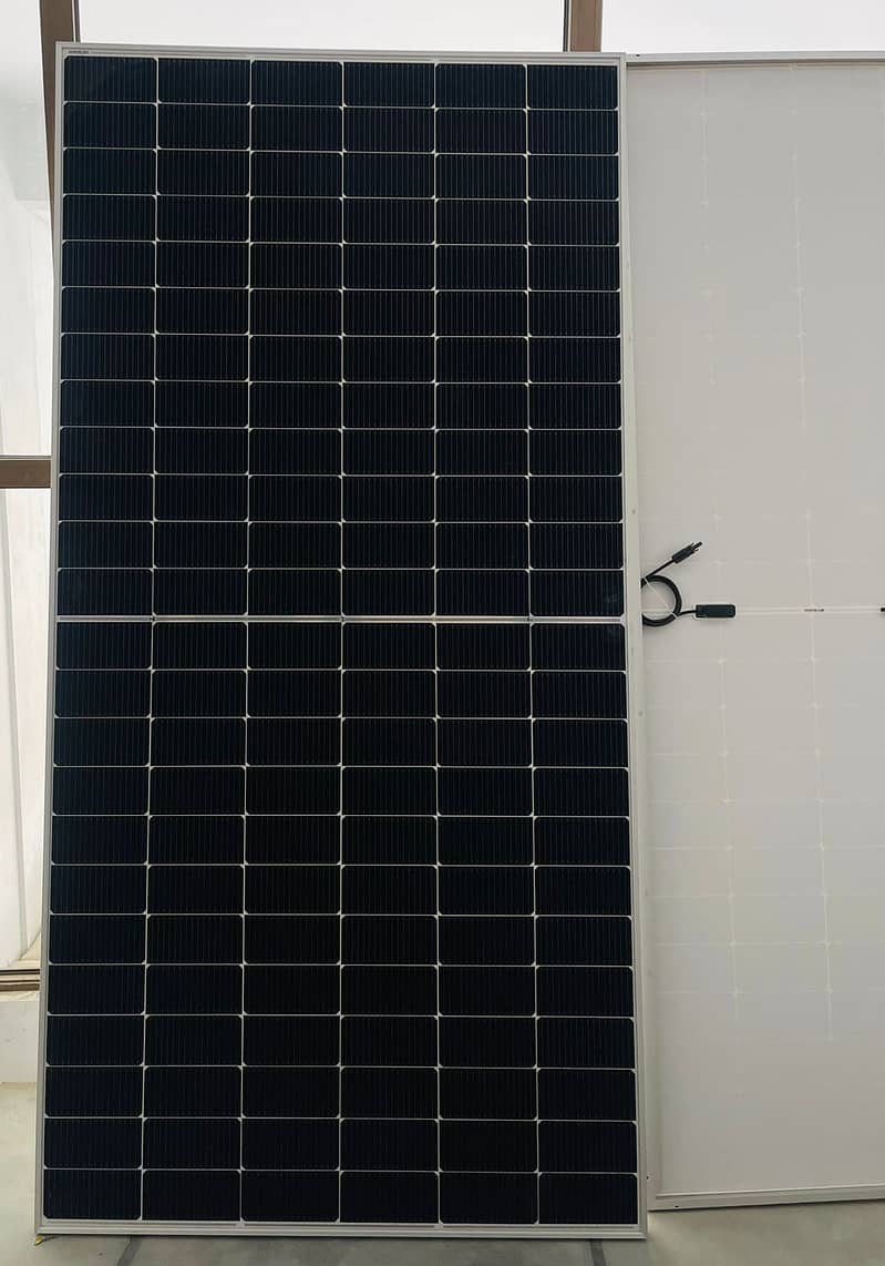 Jinko N-type monofacial solar Panels available 1