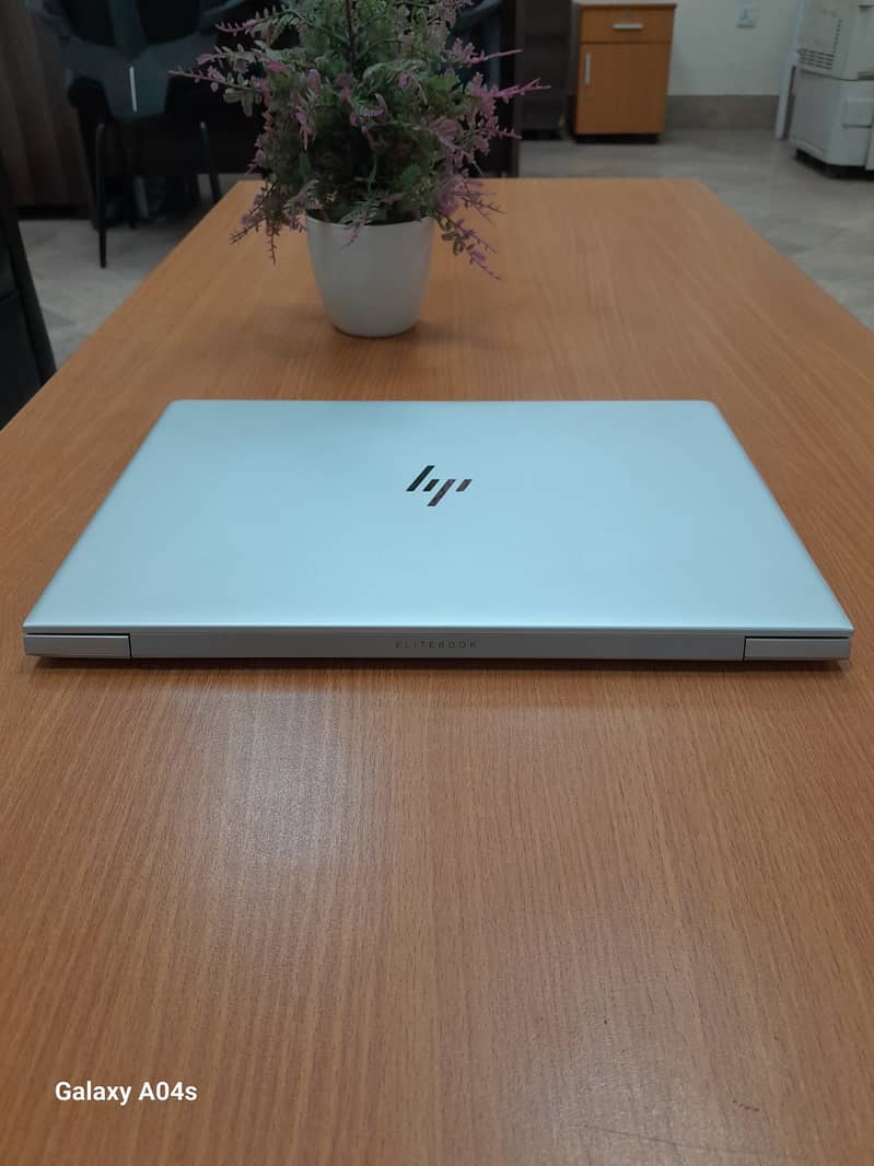 HP 840 i5 8th Generation 8GB Ram 256GB SSD M2 not used 4