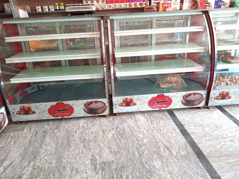 bakery display counter for sale / Sweet counter/ cake chillar 4