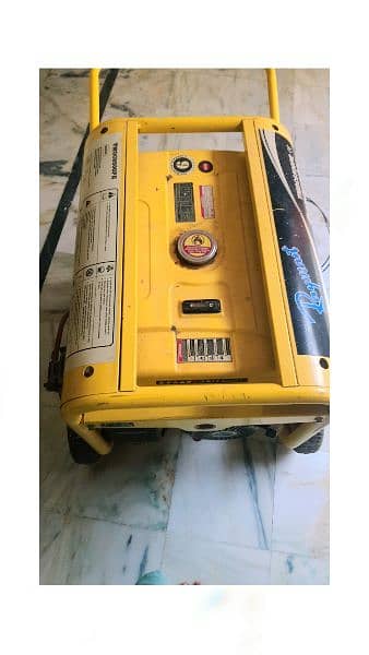 Raymart  Model TMGc6500PE Generator 2