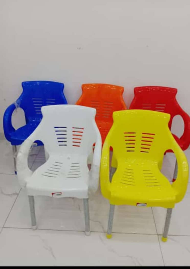 platice chairs 1