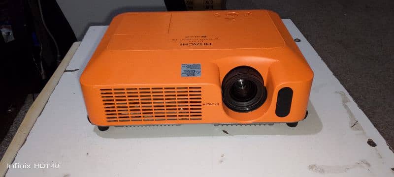 Hitachi projector 03140606399 0