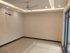 1 KANAL UPPER PORTION AVAILABLE FOR RENT IN DHA PHASE 6 - Defence Raya 0