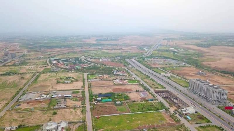 10 Marla Residential Plots available for sale in Gulberg Greens Islamabad 3