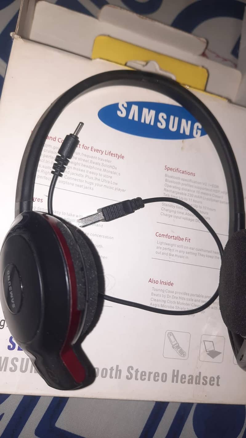 SAMSUNG wireless Headphone | Model: SBH-503 Red & black color 4