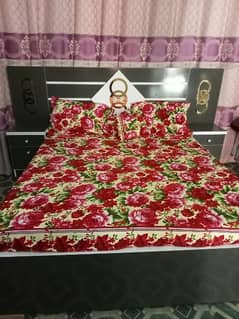 bed almari with metrs