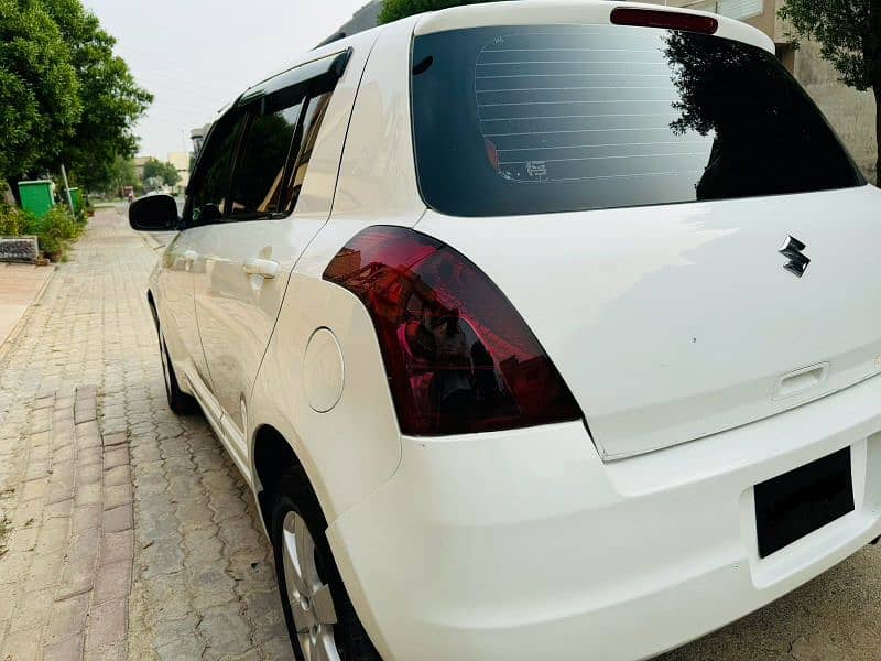 Suzuki Swift 2018 13