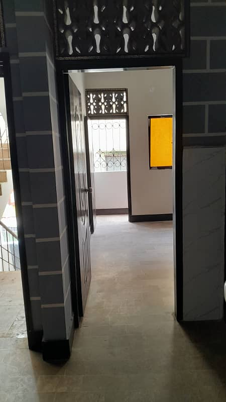 Two rooms corner flats for sale in prime location of Allah wala town 15