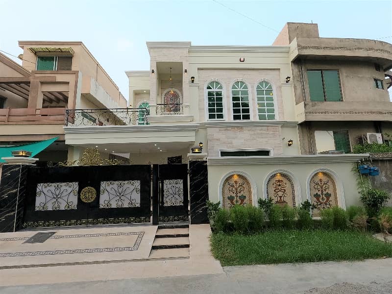 In Punjab Coop Housing - Block A 10 Marla House For Sale 1