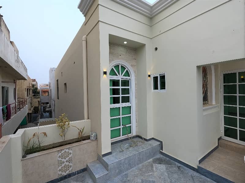 In Punjab Coop Housing - Block A 10 Marla House For Sale 28