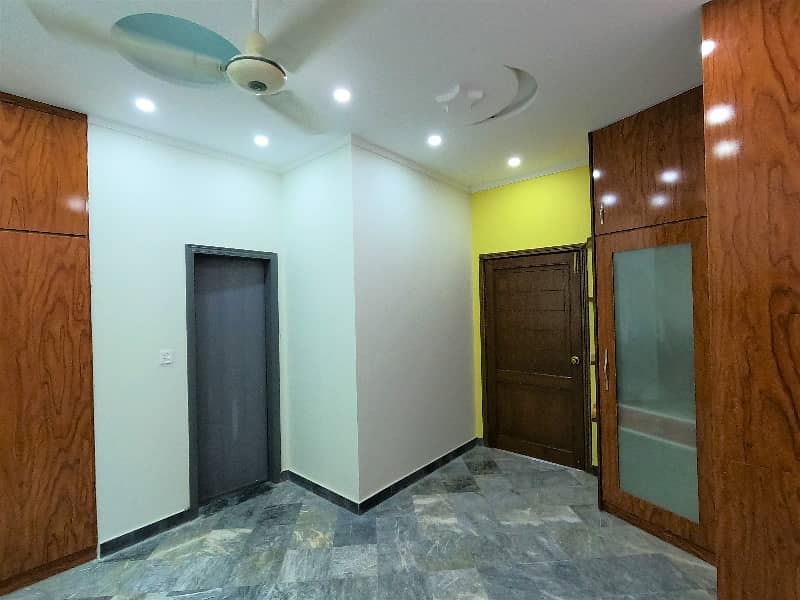 In Punjab Coop Housing - Block A 10 Marla House For Sale 33