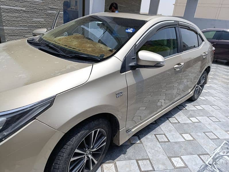 Toyota Corolla Altis Grande 1.8 2018 10