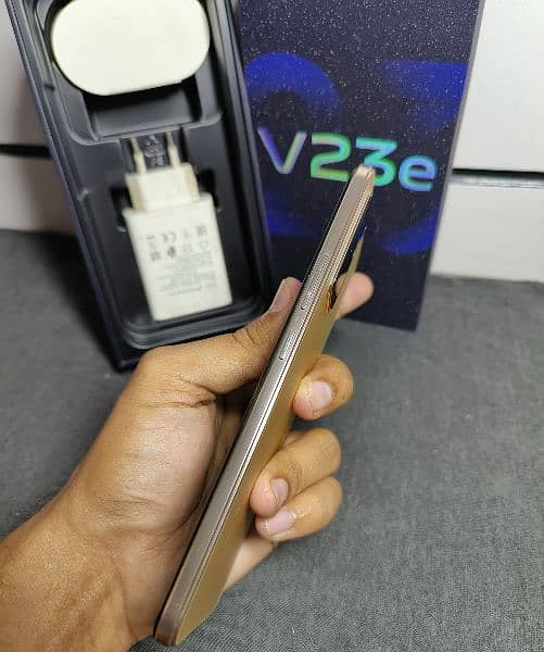 URGENTLY SALE MY VIVO V23E (8GB+128GB) 10/9.5 CONDITION BOX & ACESORYS 4