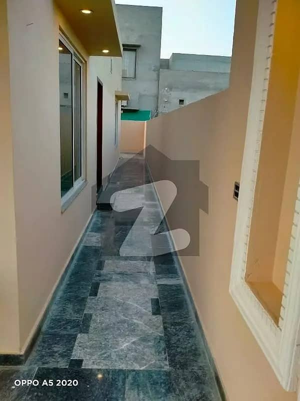 Upper Portion Of 1 Kanal House Available For Rent In Chinar Bagh Shaheen Block 3