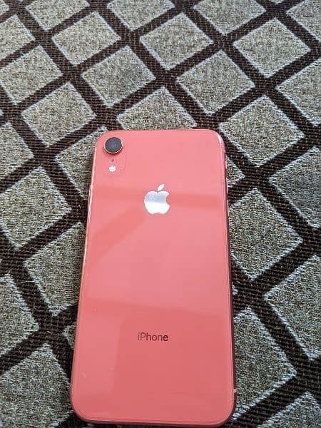 iphone XR 64 gb non approved water pack 1