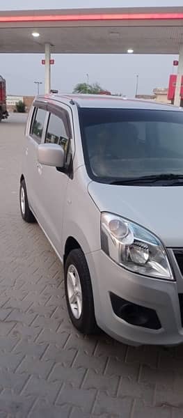 Suzuki Wagon R 2018 6