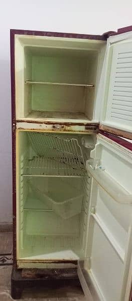 Fridge for sale 4