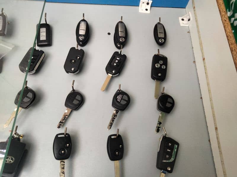 All types of car key remote programming and imblizear key 0