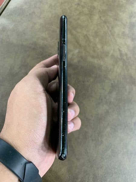 one plus 6t black 8/128 2