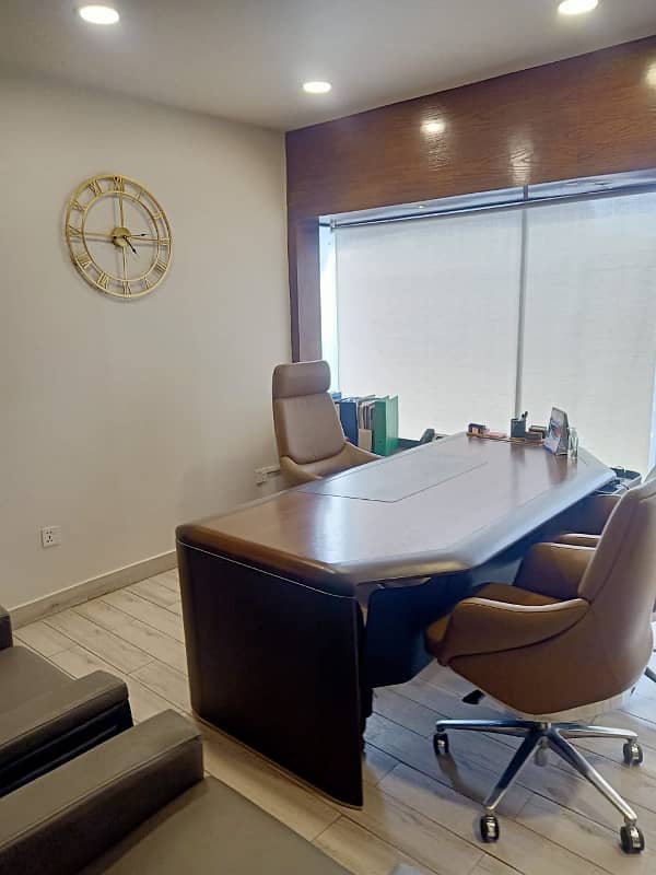 26 STREET VIP LAVISH FURNISHED OFFICE FOR RENT 24&7 TIME 21