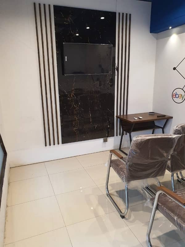 PHASE 2 VIP LAVISH FULL FURNISHED OFFICE FOR RENT WITH LIFT 11