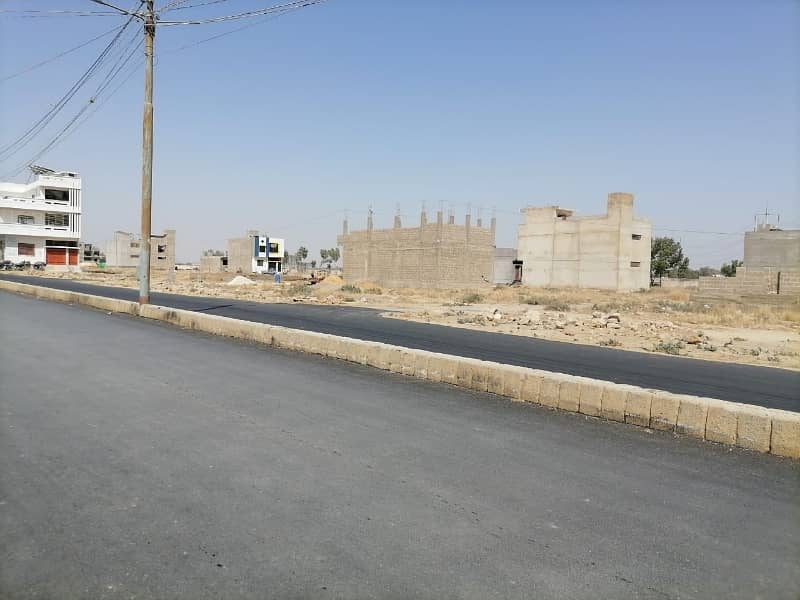 Prime Location 200 Square Yards Commercial Plot In Stunning Saadi Garden Is Available For sale 4