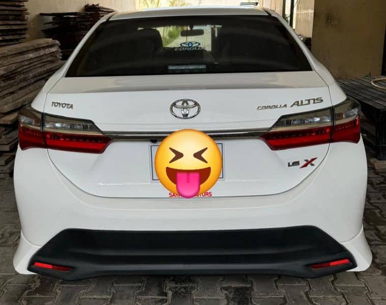 Toyota Corolla Altis 2024 1