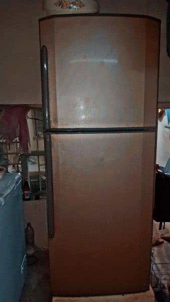 Haier full size refrigerator 376L 18