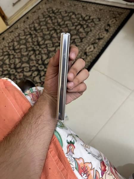 Samsung Galaxy Z Fold 3 5G 3