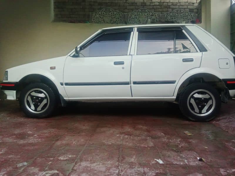 Daihatsu Charade 1986 3