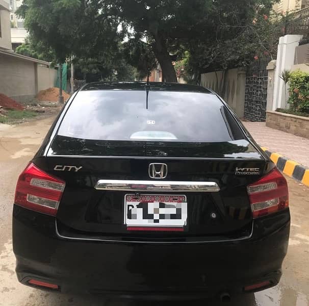 Honda City IVTEC 2016 Automatic In Exellent condition 7