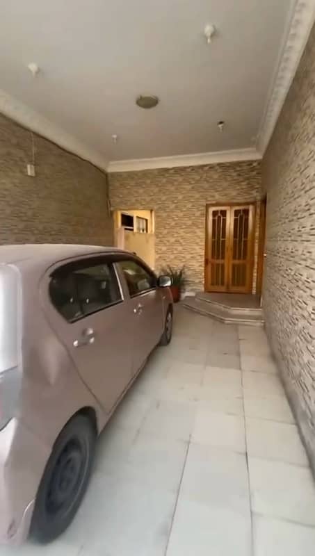 10 Marla House For Sale In Plot Price Solid House In Hot Location 23